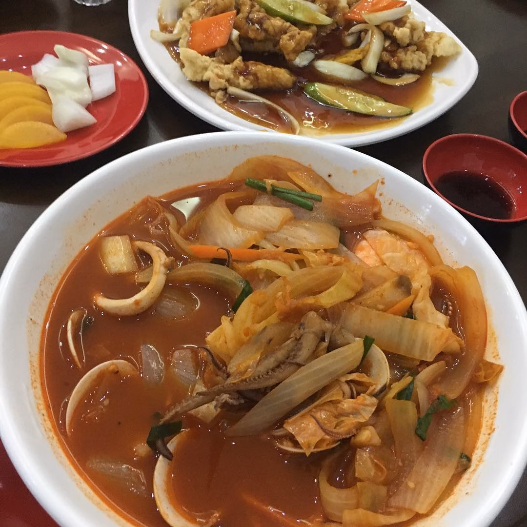말이 좀 이상하지만 베트남에 있는 한국인이 운영하는 중국집